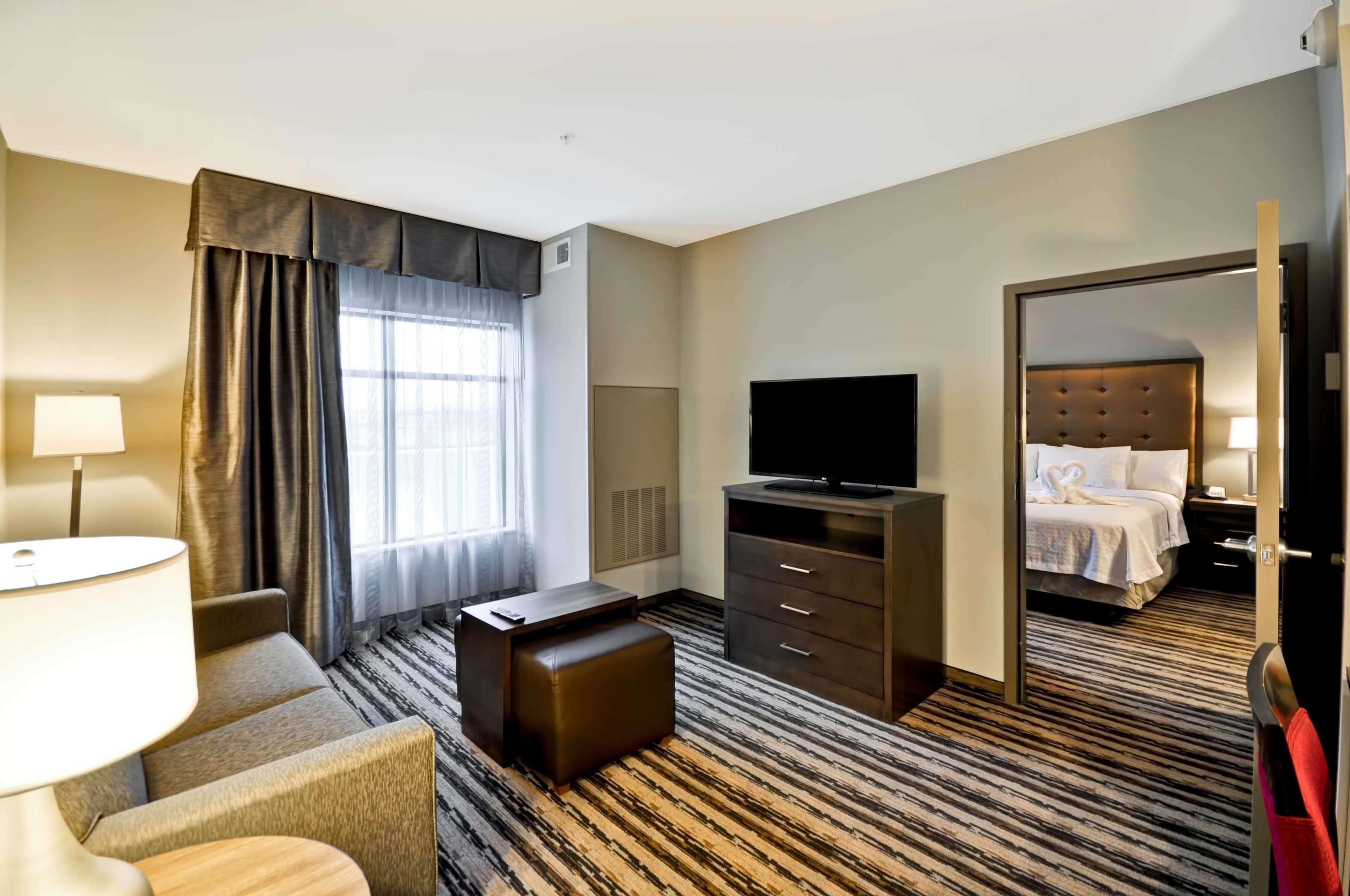 Homewood Suites By Hilton Cincinnati/Уест Честър Екстериор снимка
