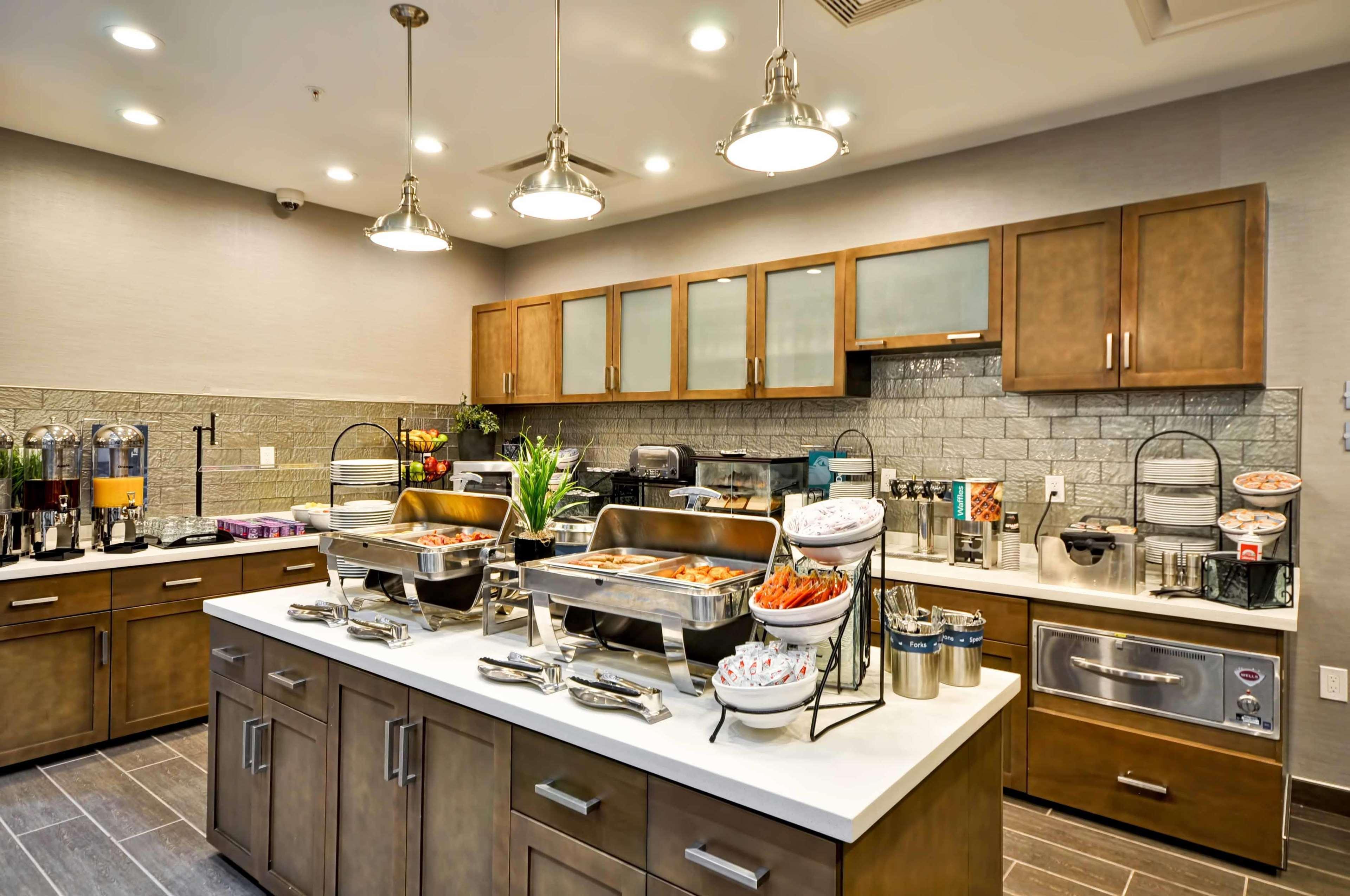 Homewood Suites By Hilton Cincinnati/Уест Честър Екстериор снимка