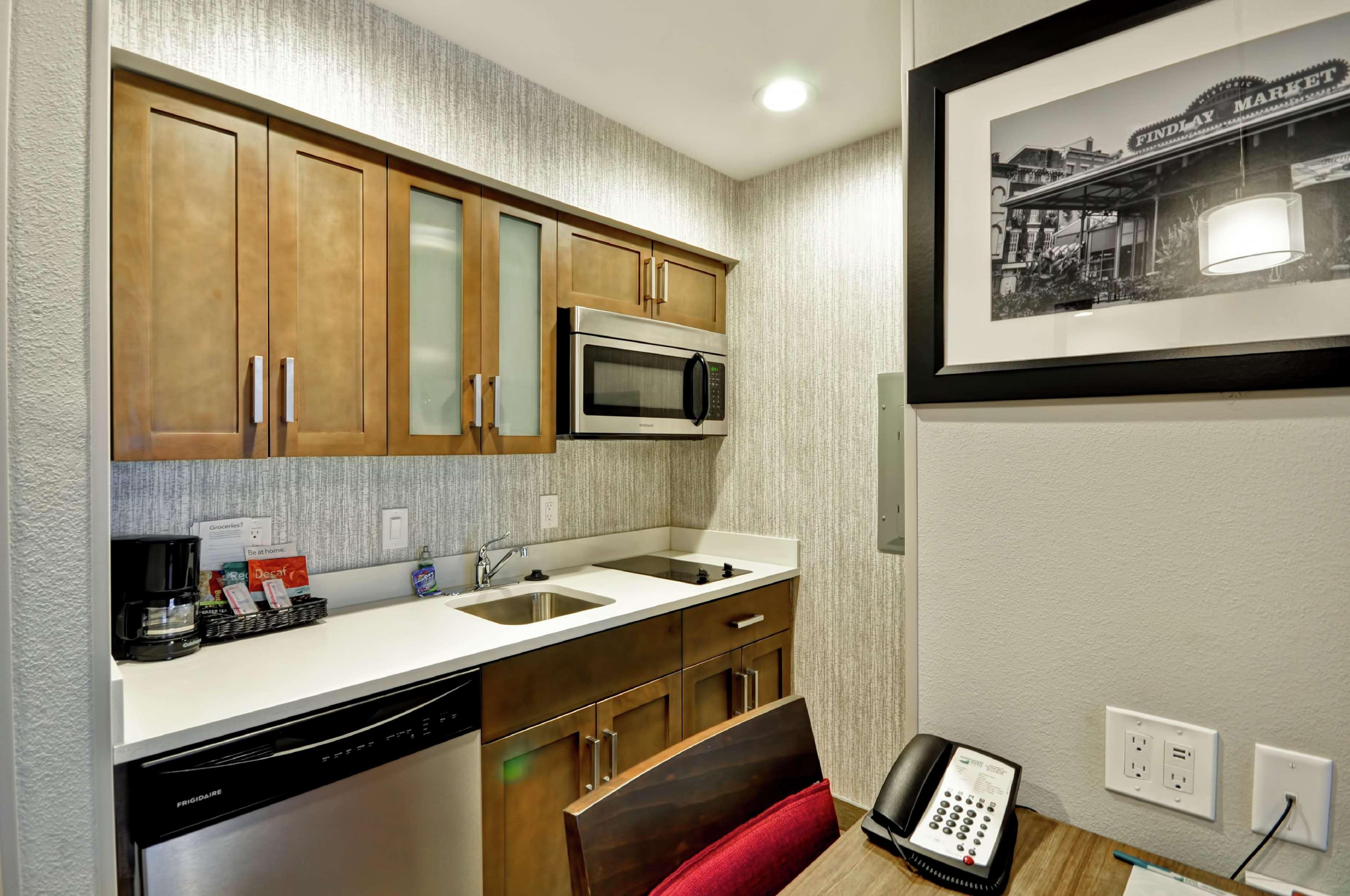 Homewood Suites By Hilton Cincinnati/Уест Честър Екстериор снимка