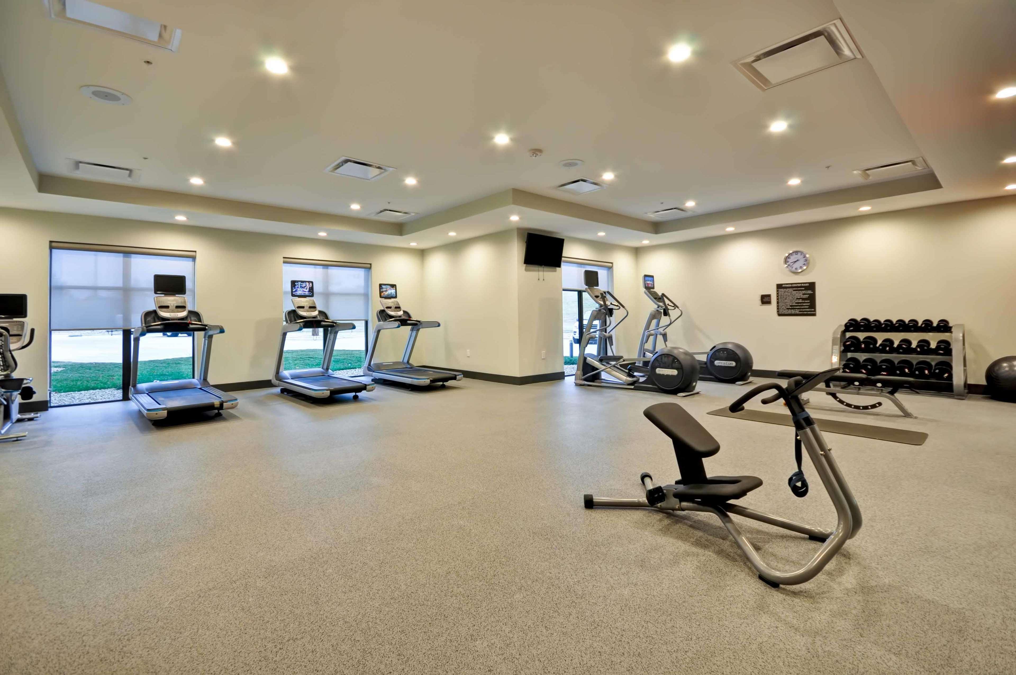 Homewood Suites By Hilton Cincinnati/Уест Честър Екстериор снимка