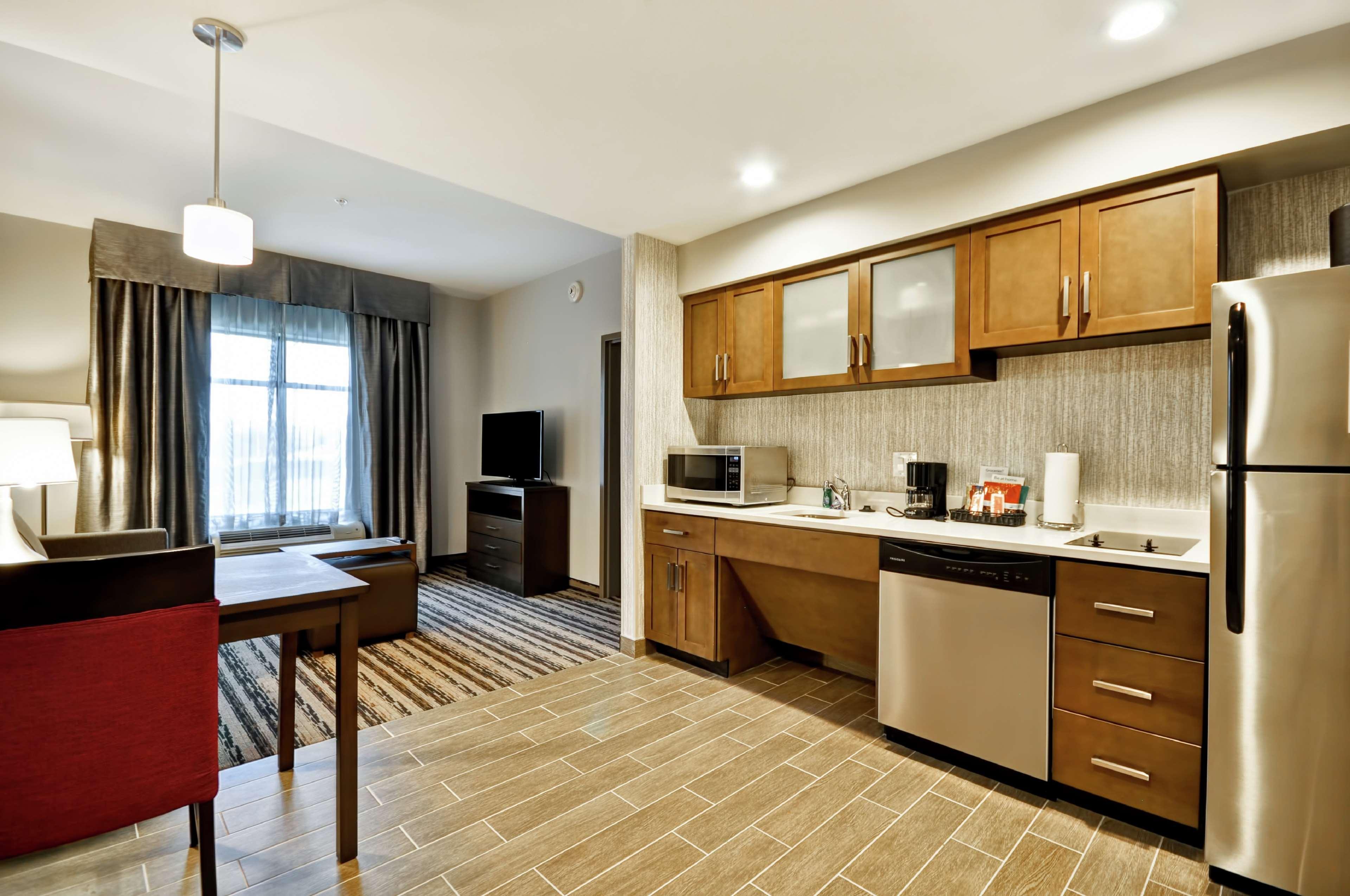 Homewood Suites By Hilton Cincinnati/Уест Честър Екстериор снимка