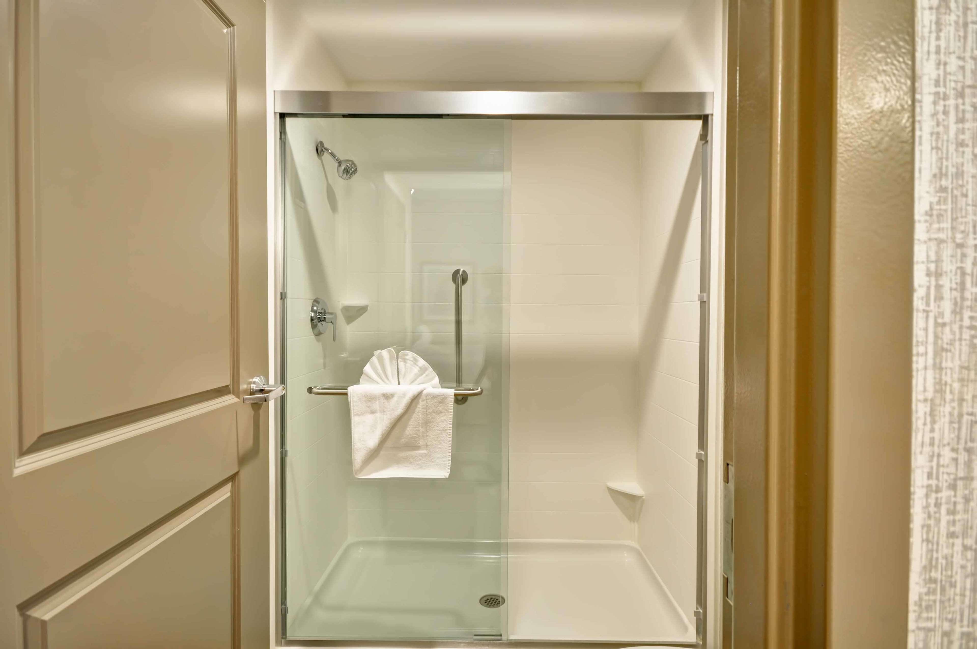 Homewood Suites By Hilton Cincinnati/Уест Честър Екстериор снимка