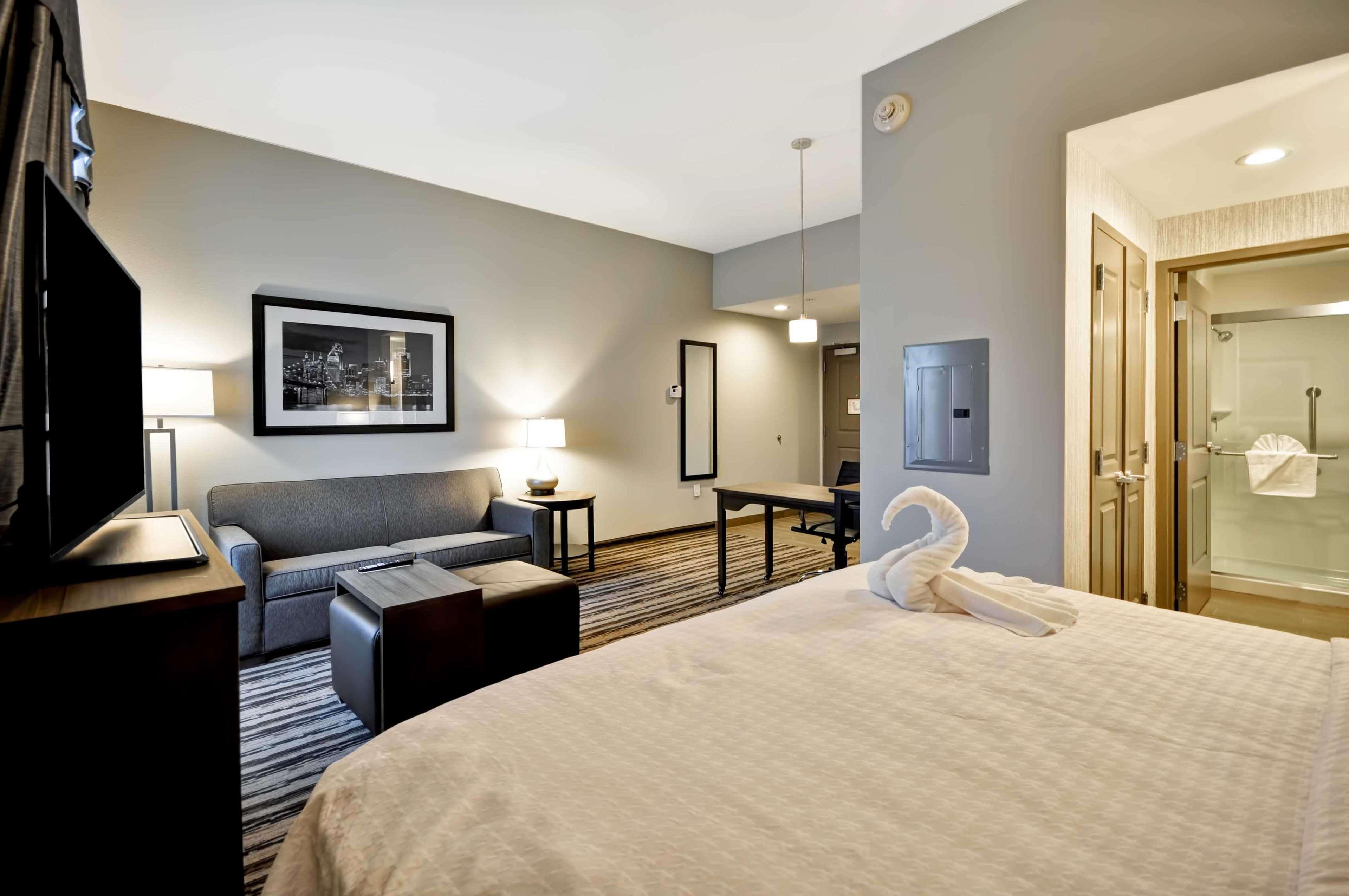 Homewood Suites By Hilton Cincinnati/Уест Честър Екстериор снимка