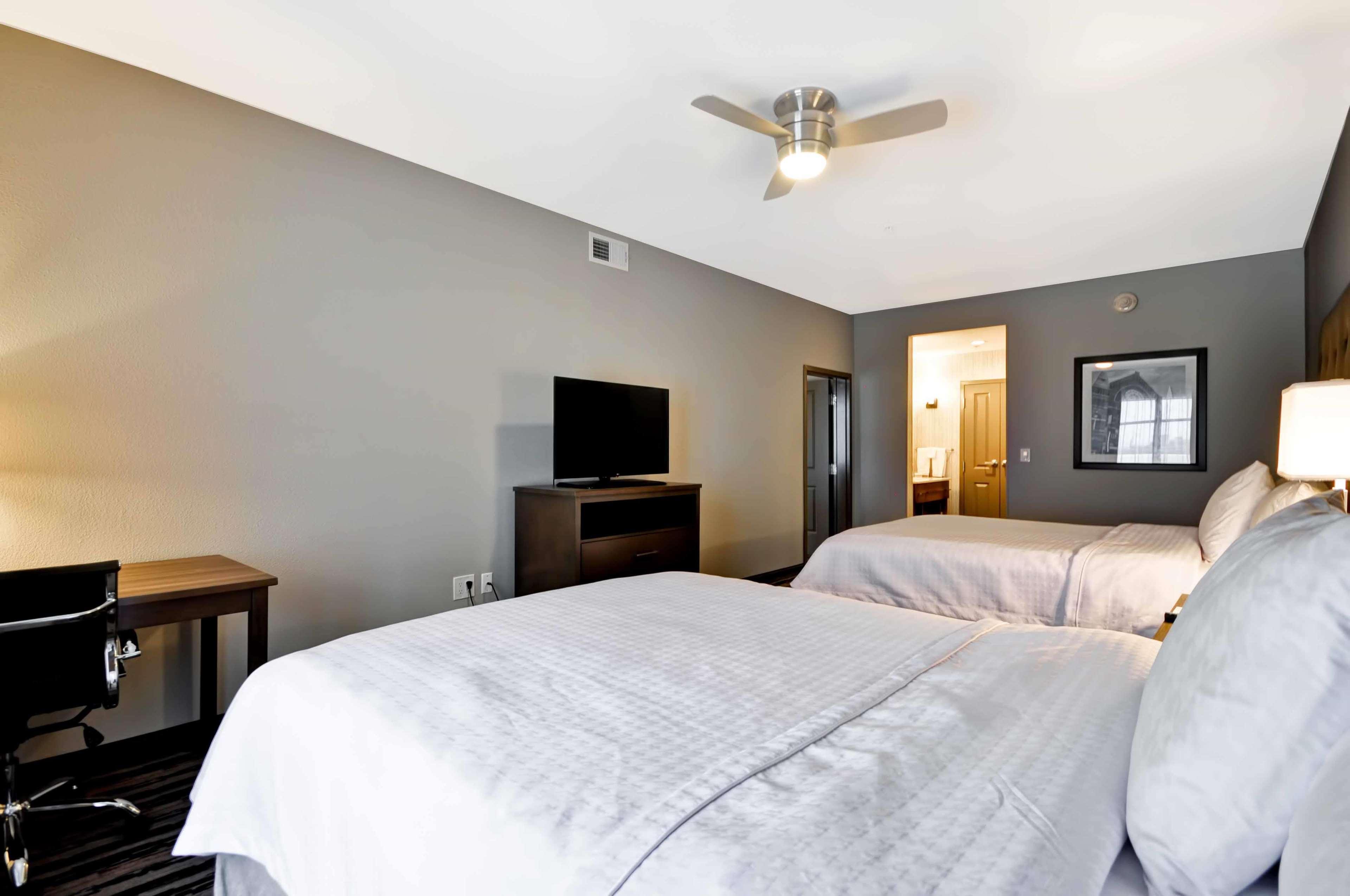 Homewood Suites By Hilton Cincinnati/Уест Честър Екстериор снимка