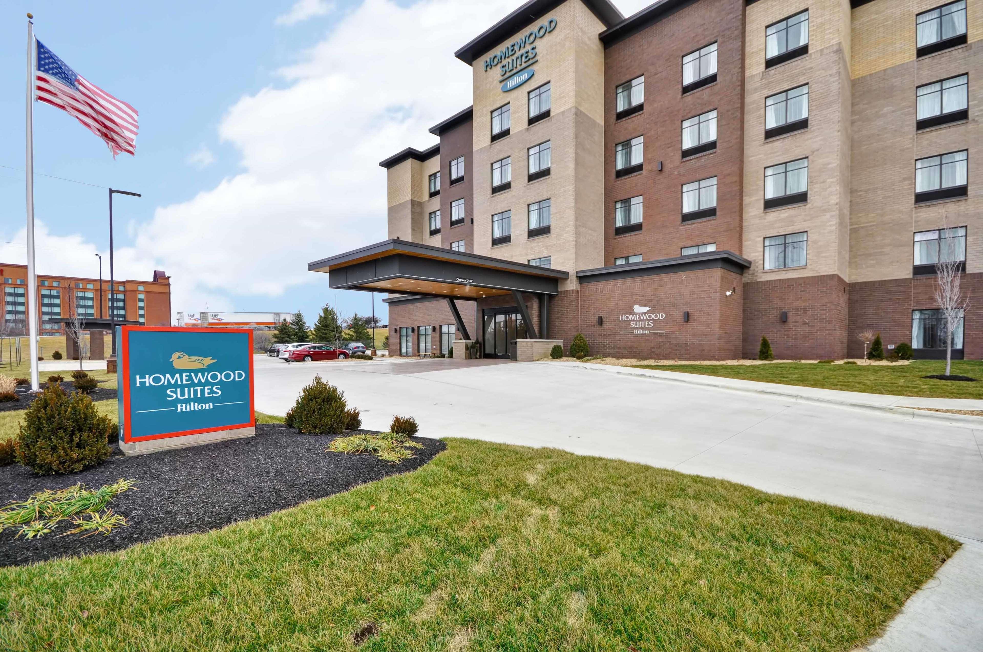 Homewood Suites By Hilton Cincinnati/Уест Честър Екстериор снимка