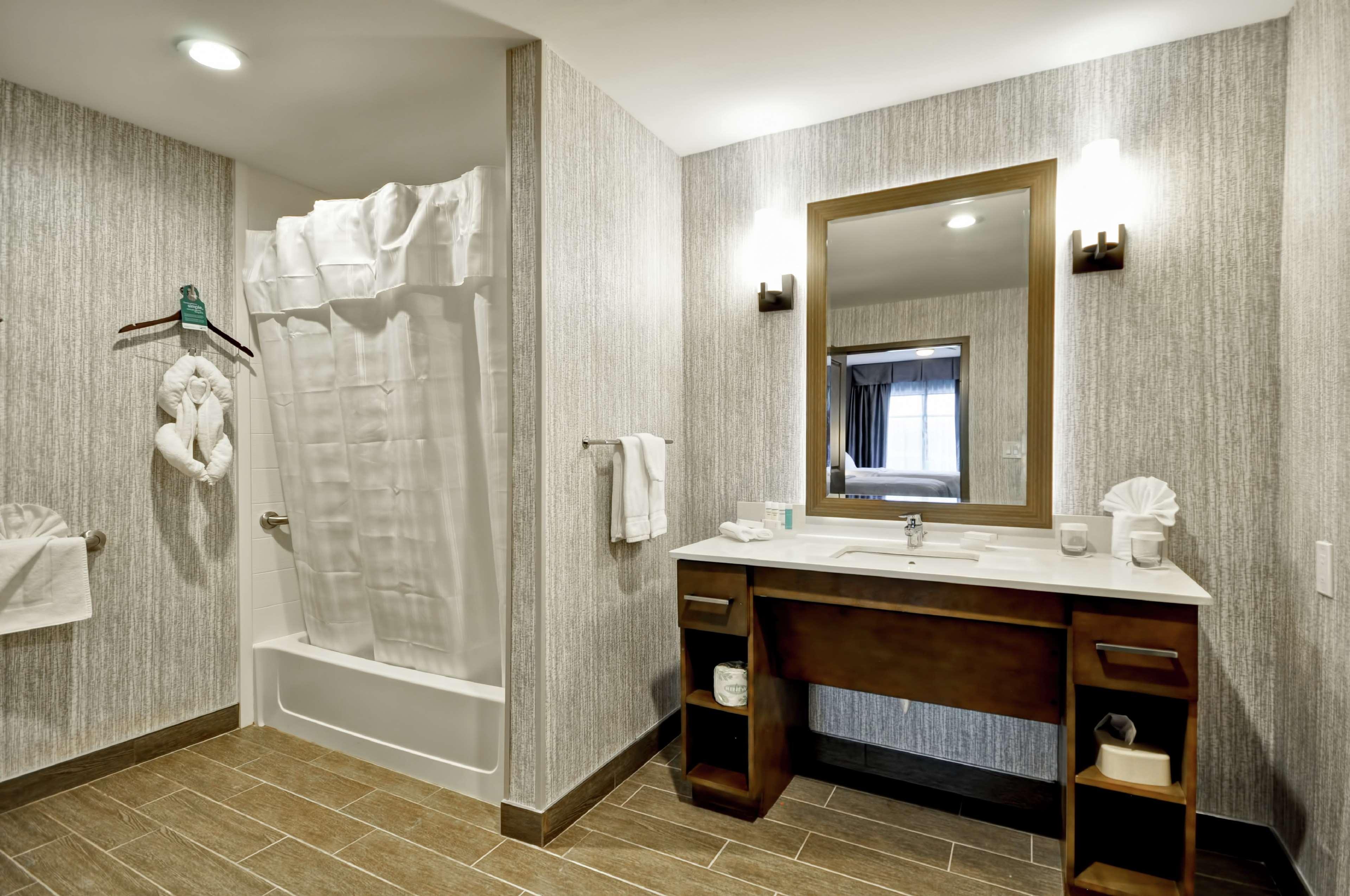 Homewood Suites By Hilton Cincinnati/Уест Честър Екстериор снимка