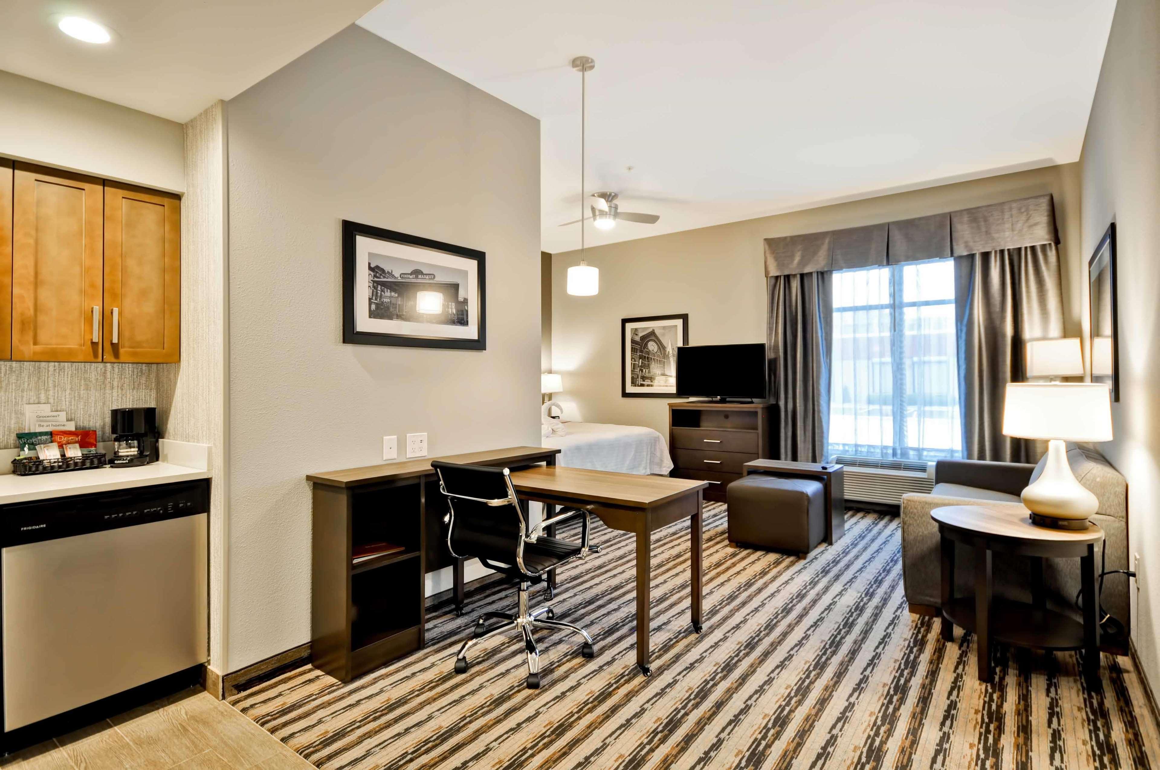 Homewood Suites By Hilton Cincinnati/Уест Честър Екстериор снимка