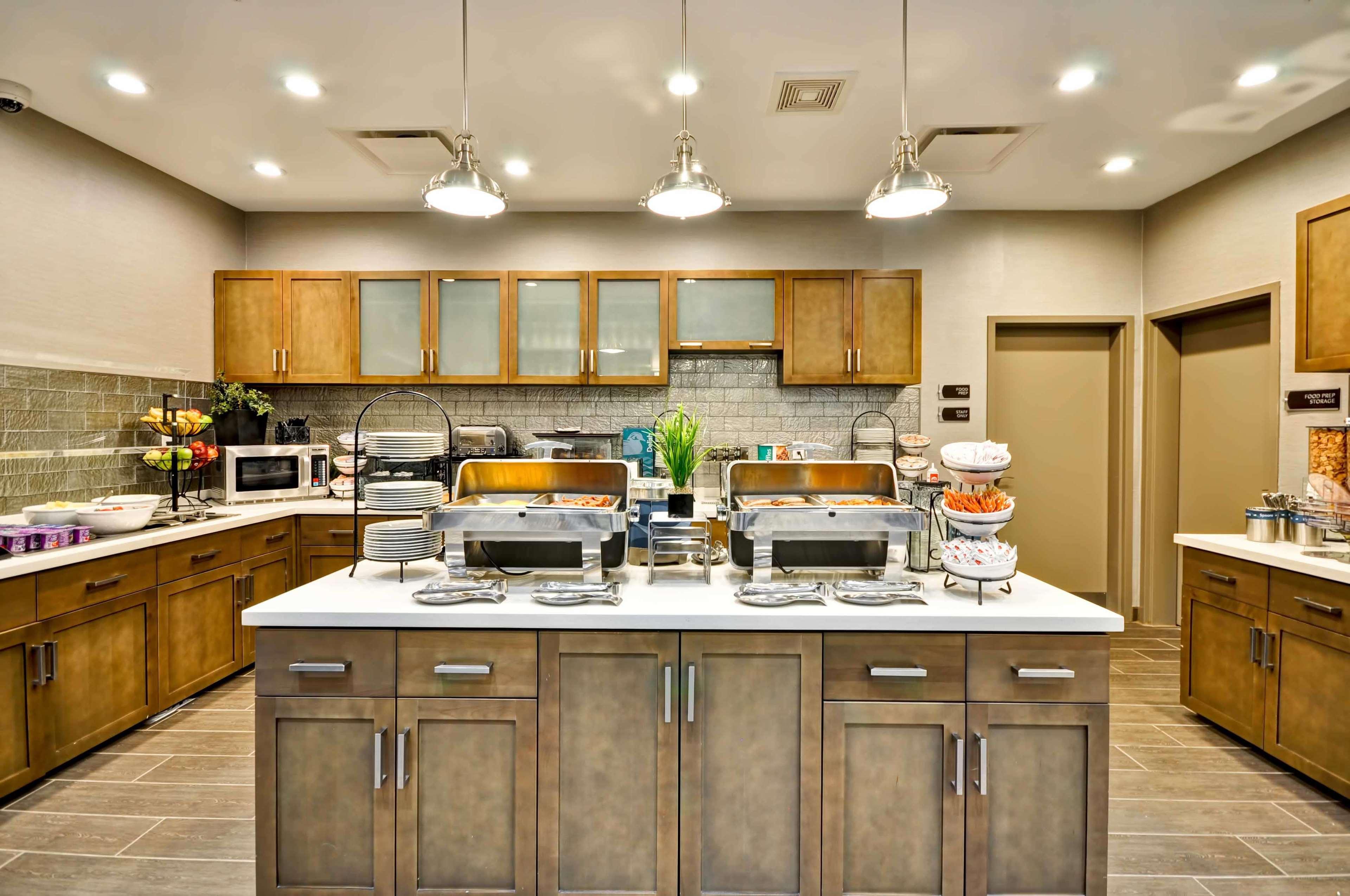 Homewood Suites By Hilton Cincinnati/Уест Честър Екстериор снимка