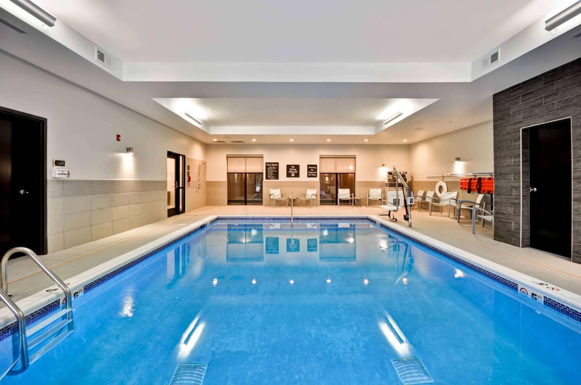 Homewood Suites By Hilton Cincinnati/Уест Честър Екстериор снимка
